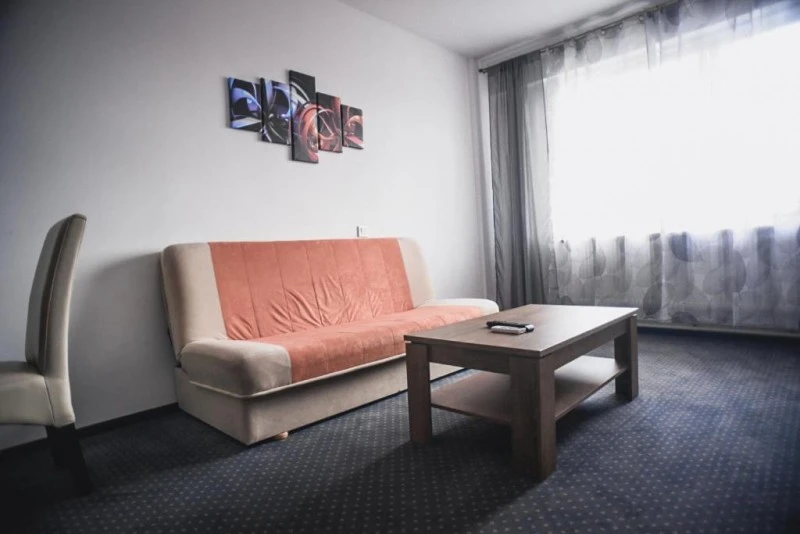 Petroșani Cazare | Hotel*** (K1580-35) Imaginea poate fi supusă drepturilor de autor. Se recomandă contactarea titularului drepturilor. Petroșani Cazare | Hotel*** (K1580-35) Imaginea poate fi supusă drepturilor de autor. Se recomandă contactarea titularului drepturilor.