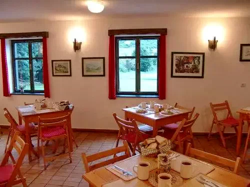 Torockó Szállás | Panzió (K1098-8) A kép szerzői jogvédelem alatt állhat. Javasolt a kapcsolatfelvétel a jog tulajdonossal. Torockó Szállás | Panzió (K1098-8) A kép szerzői jogvédelem alatt állhat. Javasolt a kapcsolatfelvétel a jog tulajdonossal.