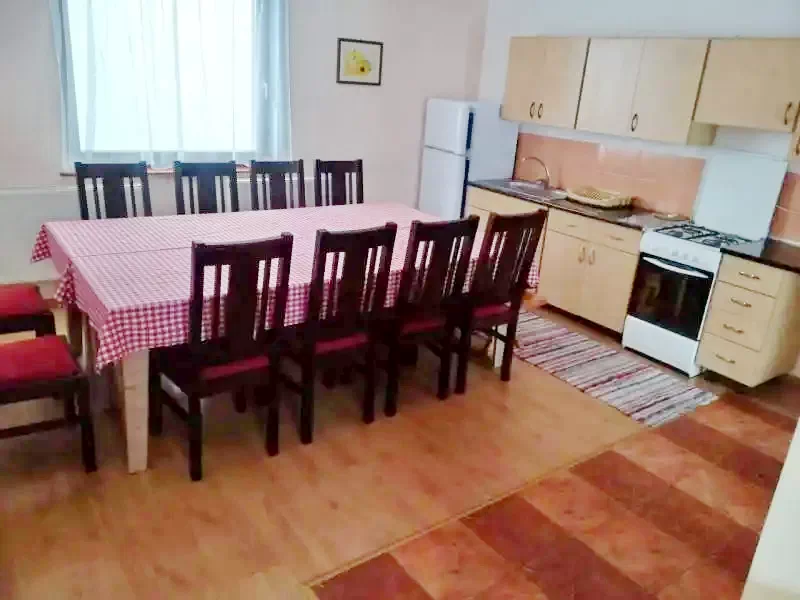 Harghita-Băi Cazare | Cabană (K1215-5) Imaginea poate fi supusă drepturilor de autor. Se recomandă contactarea titularului drepturilor. Harghita-Băi Cazare | Cabană (K1215-5) Imaginea poate fi supusă drepturilor de autor. Se recomandă contactarea titularului drepturilor.