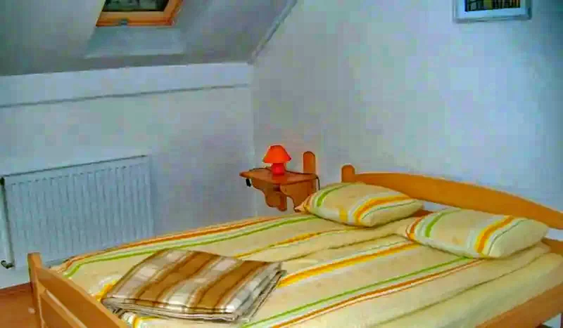 Tusnádfürdő Szállás | Villa (K0698-6) A kép szerzői jogvédelem alatt állhat. Javasolt a kapcsolatfelvétel a jog tulajdonossal. Tusnádfürdő Szállás | Villa (K0698-6) A kép szerzői jogvédelem alatt állhat. Javasolt a kapcsolatfelvétel a jog tulajdonossal.