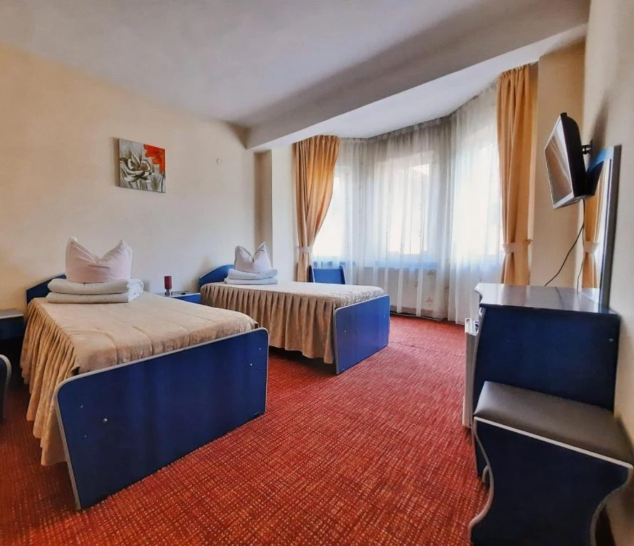 Cazare Piatra Neamt - Hotel Belvedere *** | Karácsonykő - Belvedere Hotel ***. Imaginea poate fi supusă drepturilor de autor. Se recomandă contactarea titularului drepturilor.