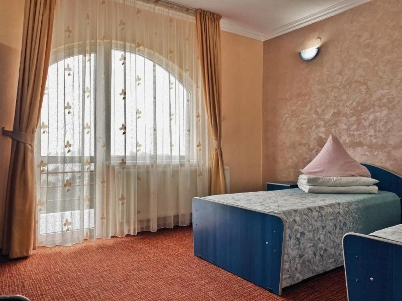 Cazare Piatra Neamt - Hotel Belvedere *** | Karácsonykő - Belvedere Hotel ***. Imaginea poate fi supusă drepturilor de autor. Se recomandă contactarea titularului drepturilor.