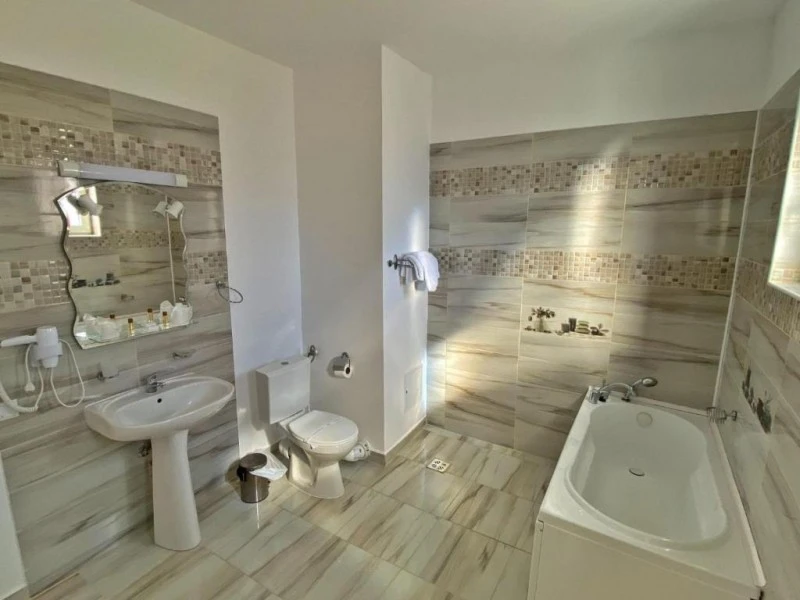 Cazare Piatra Neamt - Hotel Belvedere *** | Karácsonykő - Belvedere Hotel ***. Imaginea poate fi supusă drepturilor de autor. Se recomandă contactarea titularului drepturilor.