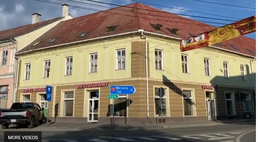 Gyergyószentmiklós Szállás | Hotel*** (K1533-31) A kép szerzői jogvédelem alatt állhat. Javasolt a kapcsolatfelvétel a jog tulajdonossal. Gyergyószentmiklós Szállás | Hotel*** (K1533-31) A kép szerzői jogvédelem alatt állhat. Javasolt a kapcsolatfelvétel a jog tulajdonossal.