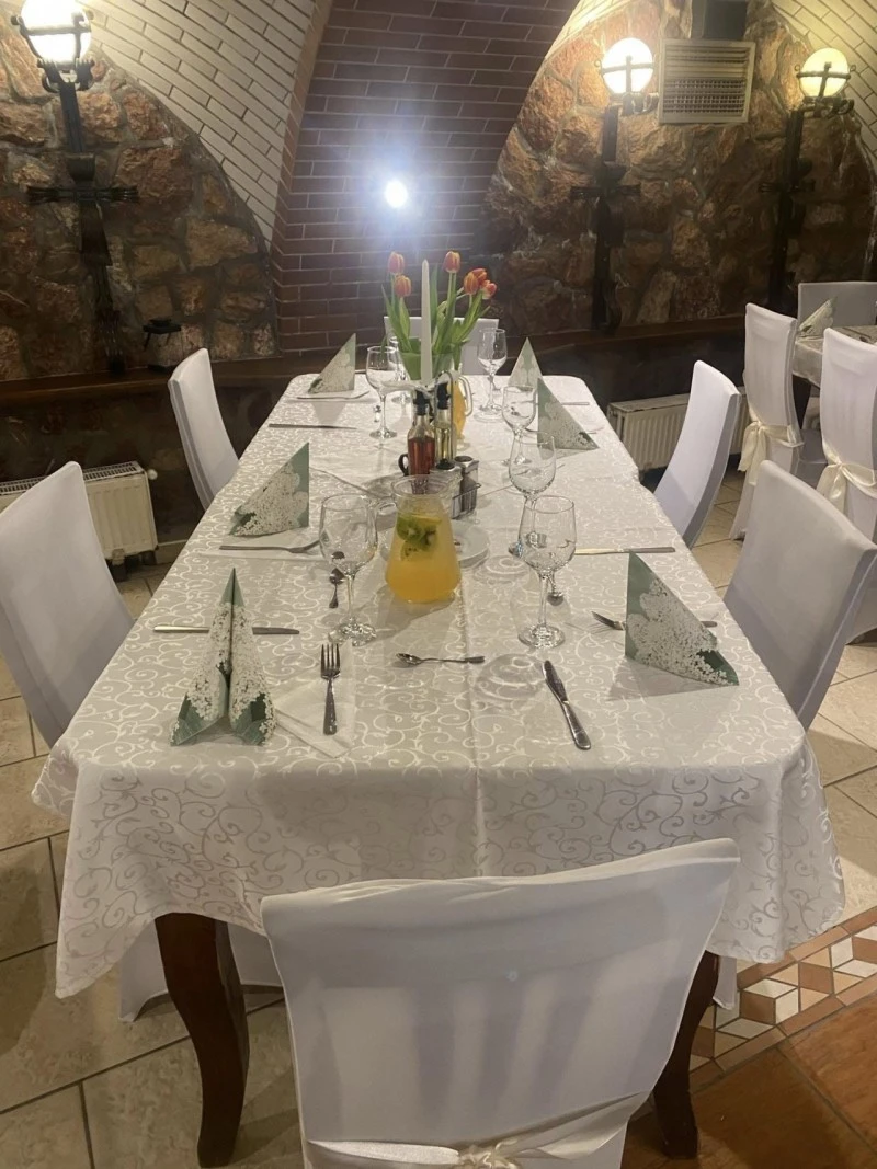 Gheorgheni Cazare | Hotel*** (K1533-55) Imaginea poate fi supusă drepturilor de autor. Se recomandă contactarea titularului drepturilor. Gheorgheni Cazare | Hotel*** (K1533-55) Imaginea poate fi supusă drepturilor de autor. Se recomandă contactarea titularului drepturilor.