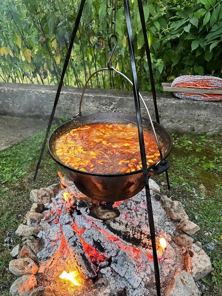 Scărișoara Cazare | Pensiune (K1144-69) Imaginea poate fi supusă drepturilor de autor. Se recomandă contactarea titularului drepturilor. Scărișoara Cazare | Pensiune (K1144-69) Imaginea poate fi supusă drepturilor de autor. Se recomandă contactarea titularului drepturilor.