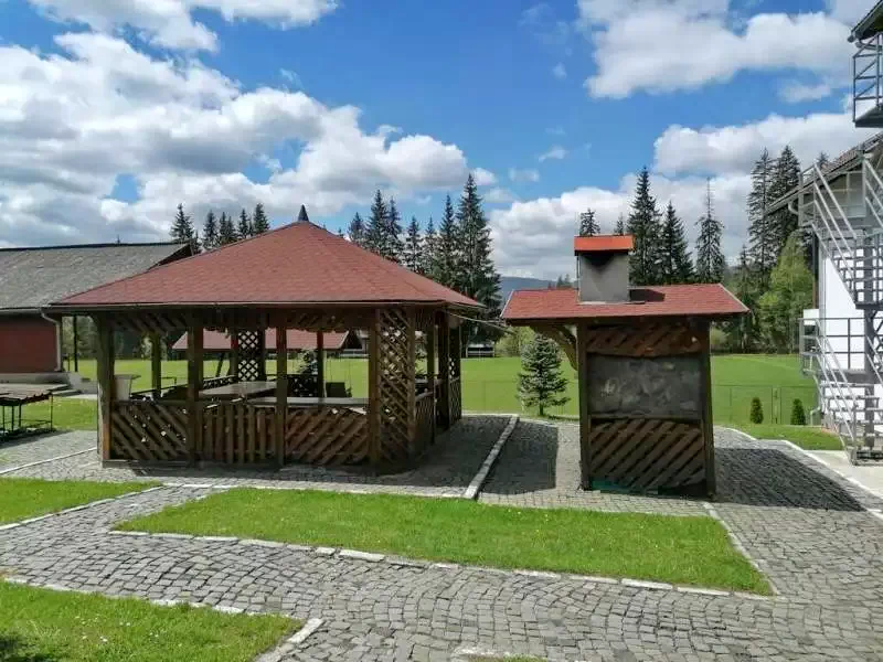 Borszék Szállás | Villa (K1239-13) A kép szerzői jogvédelem alatt állhat. Javasolt a kapcsolatfelvétel a jog tulajdonossal. Borszék Szállás | Villa (K1239-13) A kép szerzői jogvédelem alatt állhat. Javasolt a kapcsolatfelvétel a jog tulajdonossal.