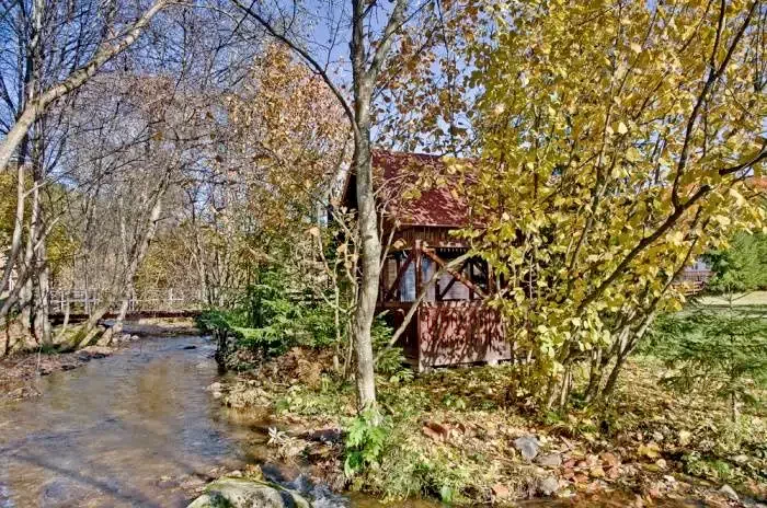 Izvoare Cazare | Cabană (K1284-34) Imaginea poate fi supusă drepturilor de autor. Se recomandă contactarea titularului drepturilor. Izvoare Cazare | Cabană (K1284-34) Imaginea poate fi supusă drepturilor de autor. Se recomandă contactarea titularului drepturilor.