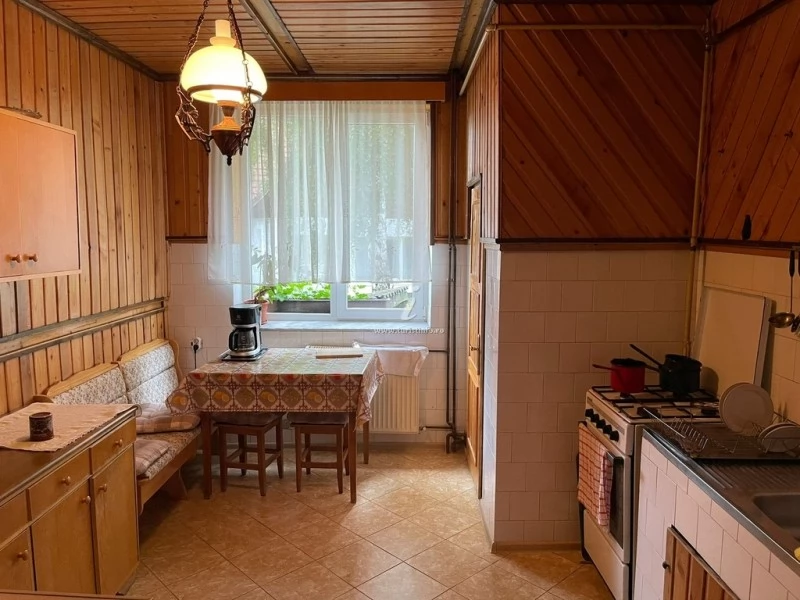 Cazare Râșnov - Pensiune Casa Contelui*** | Barcarozsnyó - Casa Contelui Panzió***. Imaginea poate fi supusă drepturilor de autor. Se recomandă contactarea titularului drepturilor.