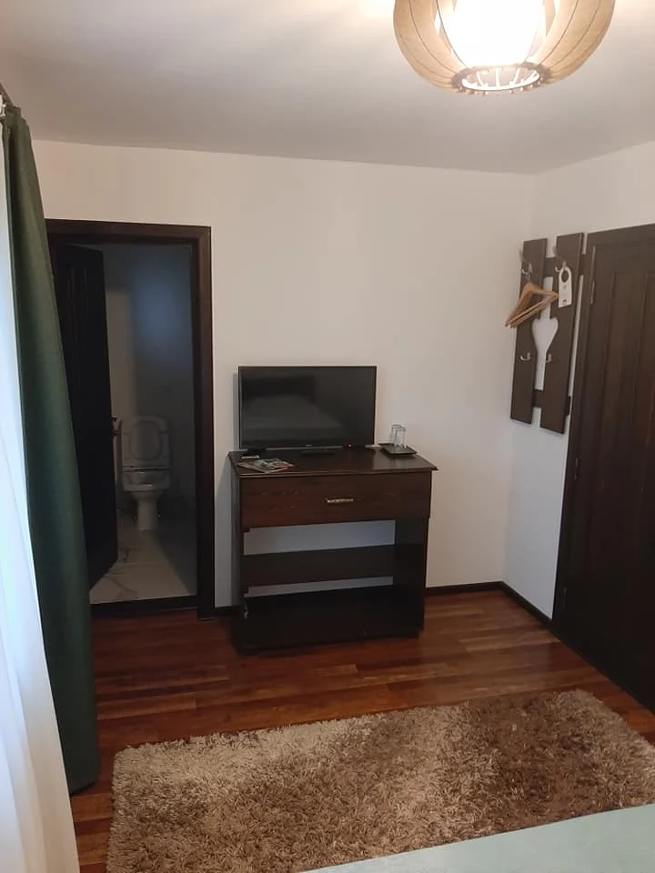 Cazare Râșnov - Pensiune Casa Contelui*** | Barcarozsnyó - Casa Contelui Panzió***. Imaginea poate fi supusă drepturilor de autor. Se recomandă contactarea titularului drepturilor.
