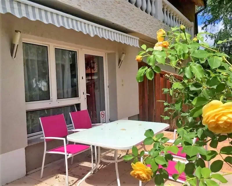  Cazare | Hotel*** (K0350-21) Imaginea poate fi supusă drepturilor de autor. Se recomandă contactarea titularului drepturilor.