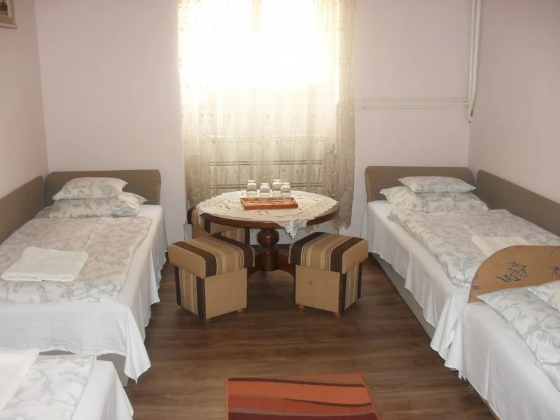 Cazare | Hotel*** (K0017-10) Imaginea poate fi supusă drepturilor de autor. Se recomandă contactarea titularului drepturilor. Cazare | Hotel*** (K0017-10) Imaginea poate fi supusă drepturilor de autor. Se recomandă contactarea titularului drepturilor.