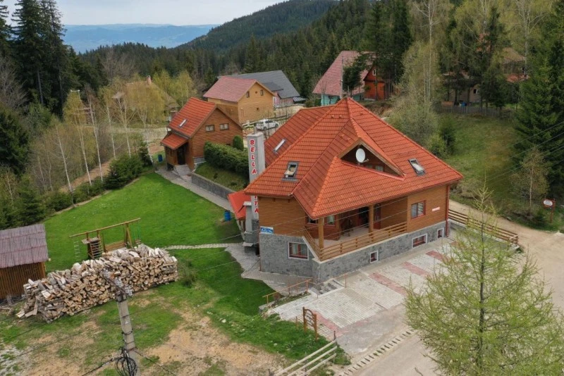 Cazare Harghita-Băi - Pensiunea Bella Vita*** | Hargitafürdő - Bella Vita Panzió***. Imaginea poate fi supusă drepturilor de autor. Se recomandă contactarea titularului drepturilor.