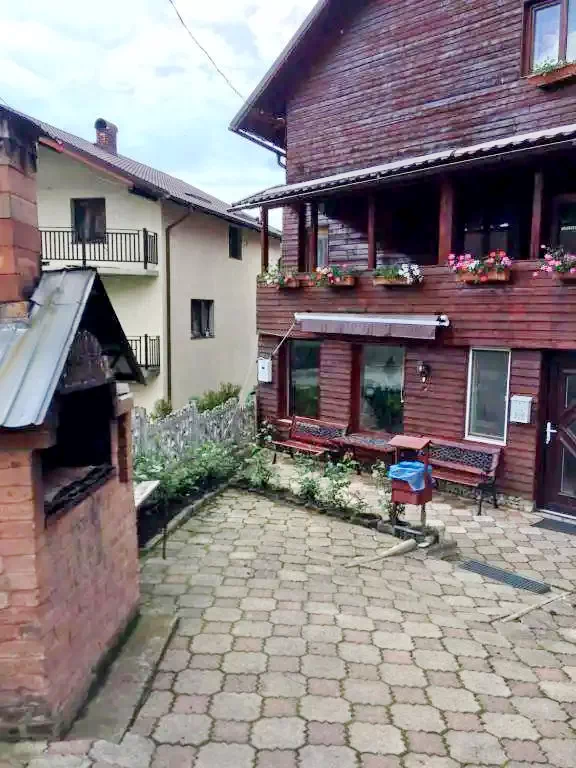 Cazare Borșa - Pensiunea Maria*** | Borsafüred - Mária Panzió***. Imaginea poate fi supusă drepturilor de autor. Se recomandă contactarea titularului drepturilor.