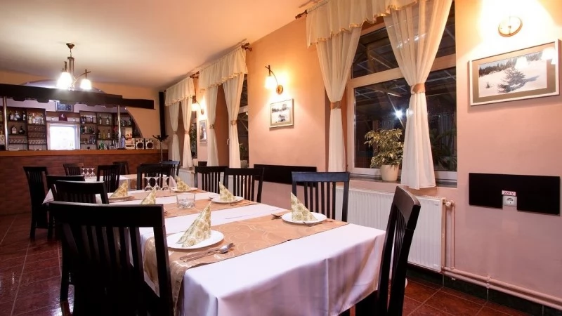 Szállás Gheorgheni - Hotel Filó & Spa *** | Gyergyószentmiklós - Filó Hotel & Spa ***. A kép szerzői jogvédelem alatt állhat. Javasolt a kapcsolatfelvétel a jog tulajdonossal.