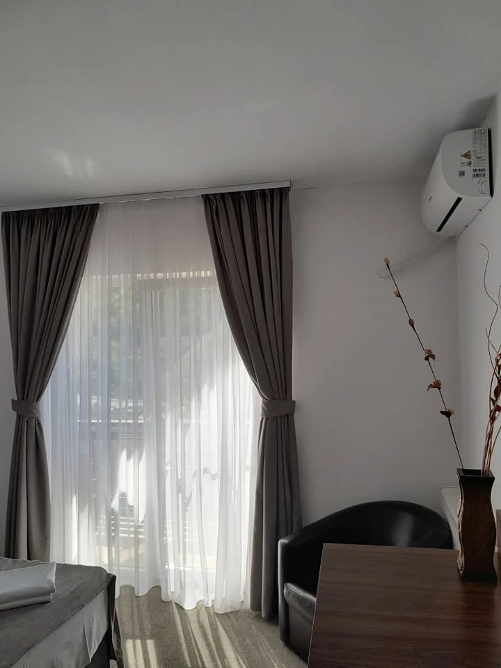 Herkulesfürdő Szállás | Villa (K1615-10) A kép szerzői jogvédelem alatt állhat. Javasolt a kapcsolatfelvétel a jog tulajdonossal. Herkulesfürdő Szállás | Villa (K1615-10) A kép szerzői jogvédelem alatt állhat. Javasolt a kapcsolatfelvétel a jog tulajdonossal.