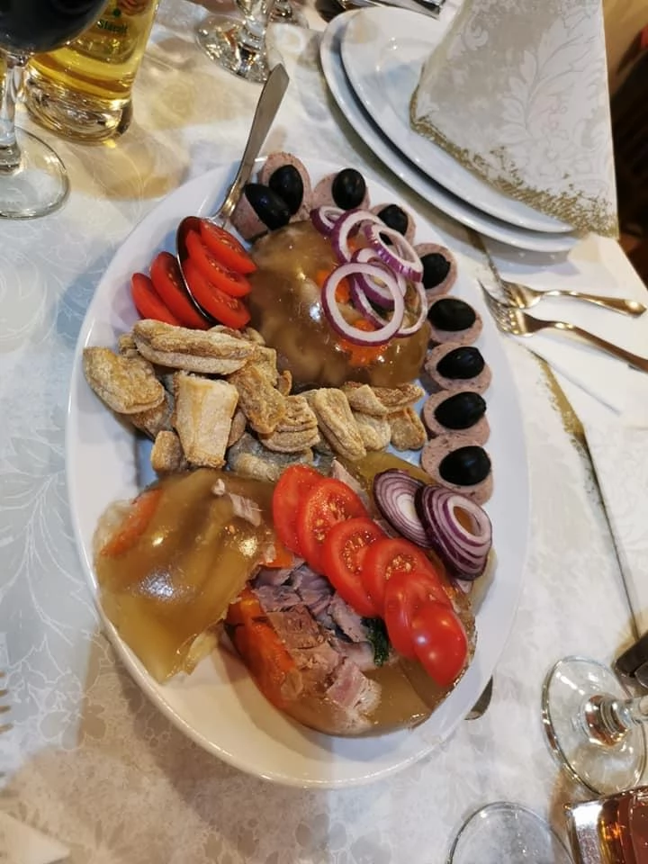 Harghita-Băi Cazare | Pensiune (K1135-8) Imaginea poate fi supusă drepturilor de autor. Se recomandă contactarea titularului drepturilor.