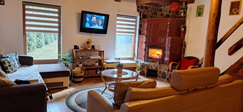 Sovata Cazare | Cabană (K0197-4) Imaginea poate fi supusă drepturilor de autor. Se recomandă contactarea titularului drepturilor. Sovata Cazare | Cabană (K0197-4) Imaginea poate fi supusă drepturilor de autor. Se recomandă contactarea titularului drepturilor.