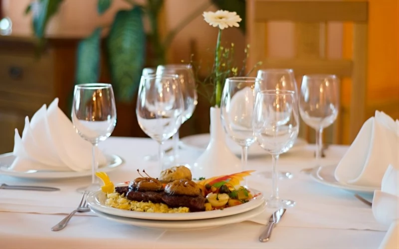 Székelyudvarhely Szállás | Hotel**** (K0756-41) A kép szerzői jogvédelem alatt állhat. Javasolt a kapcsolatfelvétel a jog tulajdonossal. Székelyudvarhely Szállás | Hotel**** (K0756-41) A kép szerzői jogvédelem alatt állhat. Javasolt a kapcsolatfelvétel a jog tulajdonossal.