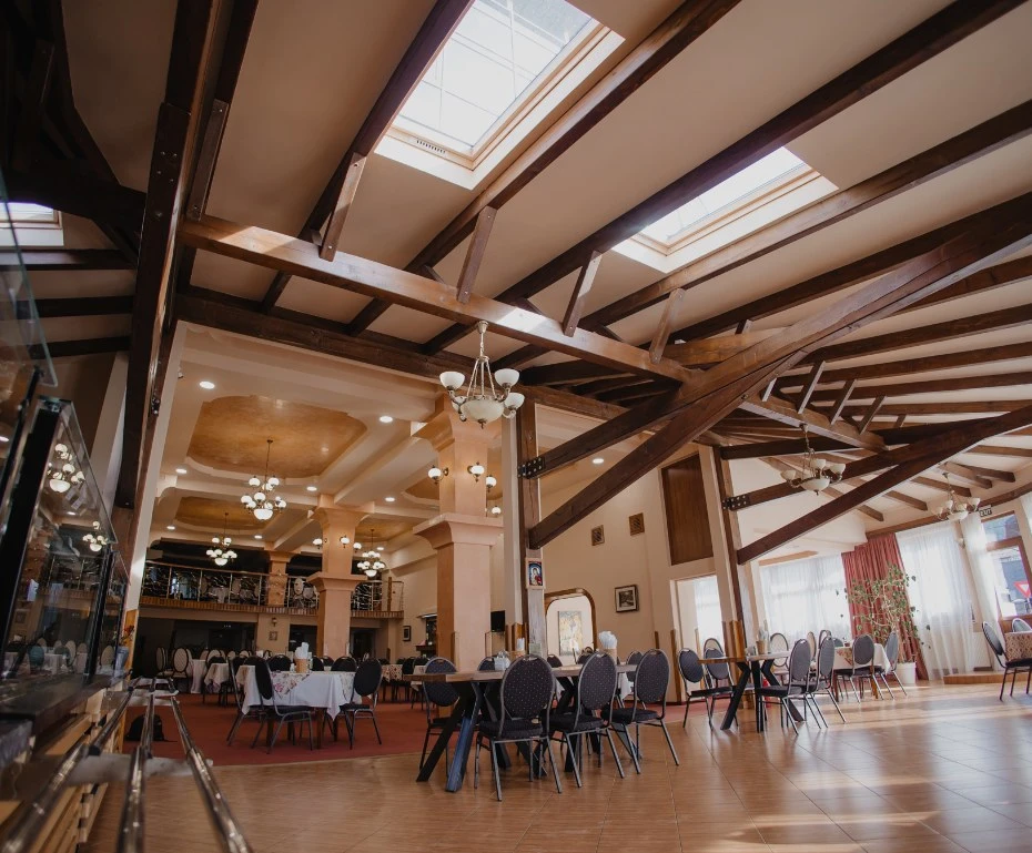 Câmpulung Moldovenesc Cazare | Hotel*** (K1564-44) Imaginea poate fi supusă drepturilor de autor. Se recomandă contactarea titularului drepturilor.