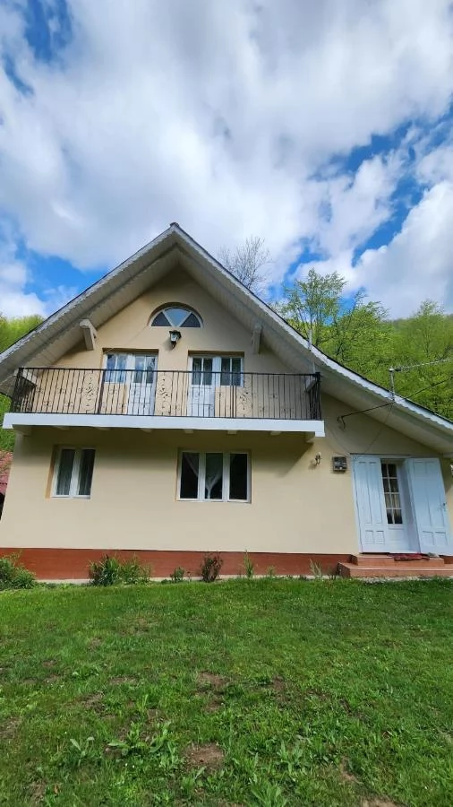 Szállás Valea Boga - Vila Julius** | Boga Völgye - Julius Vila** . A kép szerzői jogvédelem alatt állhat. Javasolt a kapcsolatfelvétel a jog tulajdonossal.