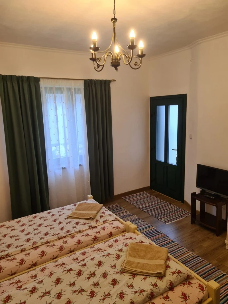 Torockó Szállás | Panzió (K0547-47) A kép szerzői jogvédelem alatt állhat. Javasolt a kapcsolatfelvétel a jog tulajdonossal. Torockó Szállás | Panzió (K0547-47) A kép szerzői jogvédelem alatt állhat. Javasolt a kapcsolatfelvétel a jog tulajdonossal.