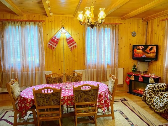 Valea Boga Cazare | Cabană (K1455-17) Imaginea poate fi supusă drepturilor de autor. Se recomandă contactarea titularului drepturilor. Valea Boga Cazare | Cabană (K1455-17) Imaginea poate fi supusă drepturilor de autor. Se recomandă contactarea titularului drepturilor.