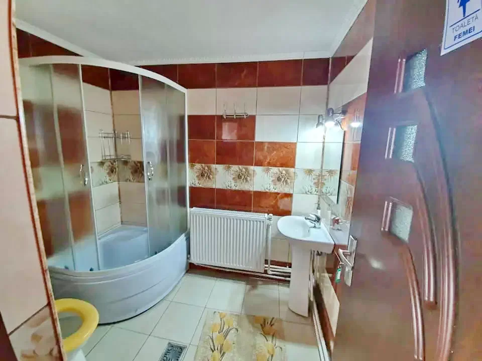 Arieșeni Cazare | Cabană (K1127-11) Imaginea poate fi supusă drepturilor de autor. Se recomandă contactarea titularului drepturilor. Arieșeni Cazare | Cabană (K1127-11) Imaginea poate fi supusă drepturilor de autor. Se recomandă contactarea titularului drepturilor.