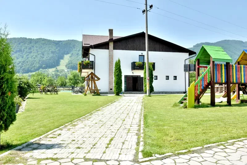 Cazare Bran - Pensiunea Serena*** | Törcsvár - Serena Panzió***. Imaginea poate fi supusă drepturilor de autor. Se recomandă contactarea titularului drepturilor.