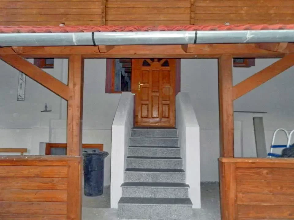 Marosfő Szállás | Panzió (K0150-12) A kép szerzői jogvédelem alatt állhat. Javasolt a kapcsolatfelvétel a jog tulajdonossal. Marosfő Szállás | Panzió (K0150-12) A kép szerzői jogvédelem alatt állhat. Javasolt a kapcsolatfelvétel a jog tulajdonossal.