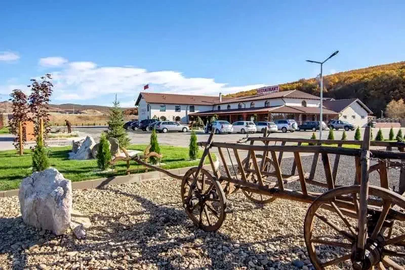 Apoldu de Jos Cazare | Hotel*** (K0872-7) Imaginea poate fi supusă drepturilor de autor. Se recomandă contactarea titularului drepturilor.