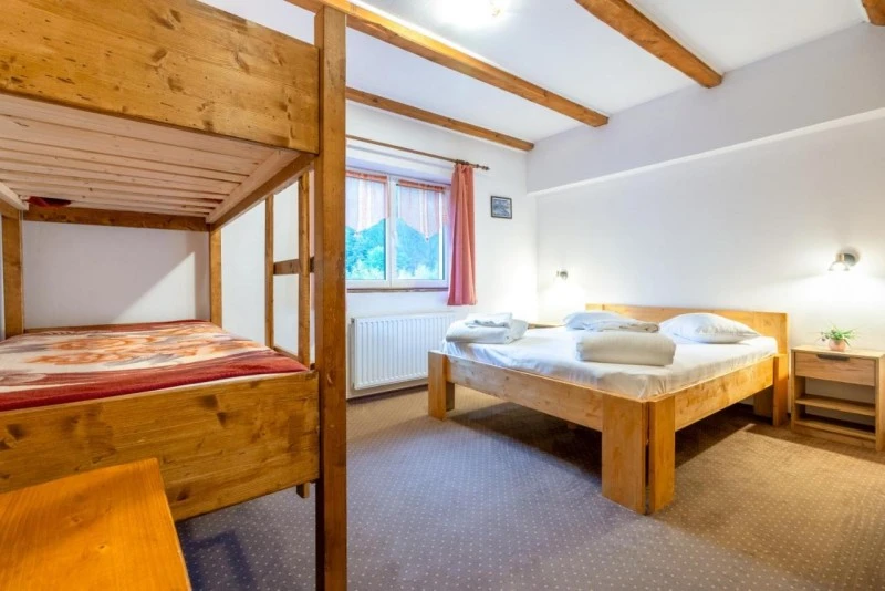 Zărnești Cazare | Hotel*** (K1550-11) Imaginea poate fi supusă drepturilor de autor. Se recomandă contactarea titularului drepturilor. Zărnești Cazare | Hotel*** (K1550-11) Imaginea poate fi supusă drepturilor de autor. Se recomandă contactarea titularului drepturilor.
