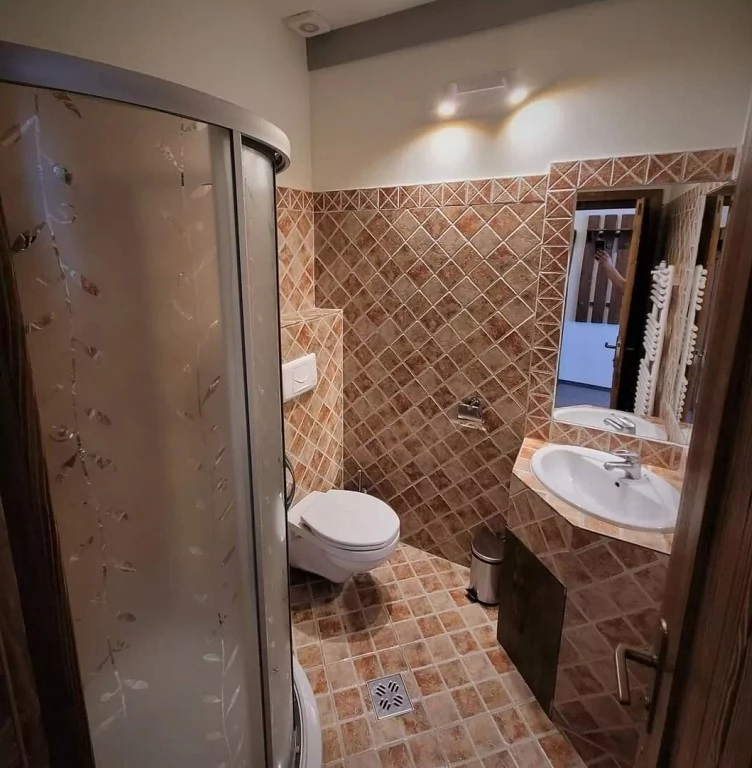 Odorheiu Secuiesc Cazare | Pensiune (K0139-15) Imaginea poate fi supusă drepturilor de autor. Se recomandă contactarea titularului drepturilor. Odorheiu Secuiesc Cazare | Pensiune (K0139-15) Imaginea poate fi supusă drepturilor de autor. Se recomandă contactarea titularului drepturilor.