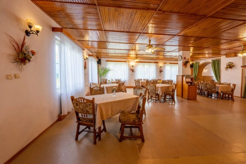 Sighișoara Cazare | Hotel*** (K1588-4) Imaginea poate fi supusă drepturilor de autor. Se recomandă contactarea titularului drepturilor. Sighișoara Cazare | Hotel*** (K1588-4) Imaginea poate fi supusă drepturilor de autor. Se recomandă contactarea titularului drepturilor.