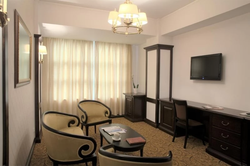 Jászvásár Szállás | Hotel**** (K1508-28) A kép szerzői jogvédelem alatt állhat. Javasolt a kapcsolatfelvétel a jog tulajdonossal. Jászvásár Szállás | Hotel**** (K1508-28) A kép szerzői jogvédelem alatt állhat. Javasolt a kapcsolatfelvétel a jog tulajdonossal.