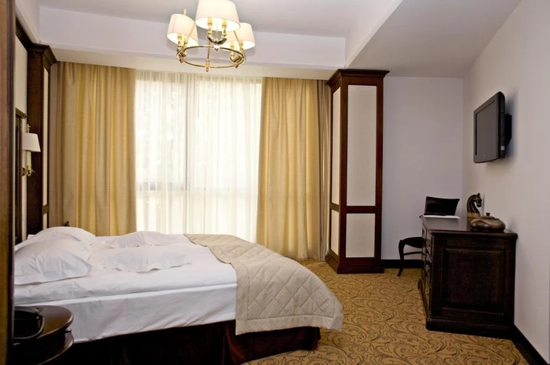Iași Cazare | Hotel**** (K1508-43) Imaginea poate fi supusă drepturilor de autor. Se recomandă contactarea titularului drepturilor. Iași Cazare | Hotel**** (K1508-43) Imaginea poate fi supusă drepturilor de autor. Se recomandă contactarea titularului drepturilor.