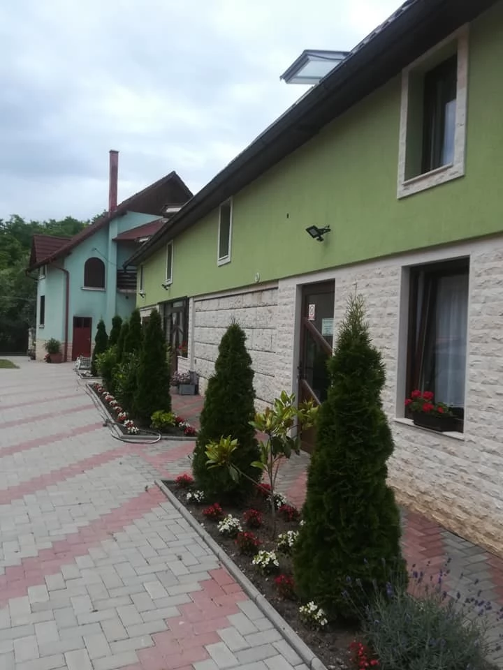Viștea Cazare | Casă de oaspeți (K1454-6) Imaginea poate fi supusă drepturilor de autor. Se recomandă contactarea titularului drepturilor. Viștea Cazare | Casă de oaspeți (K1454-6) Imaginea poate fi supusă drepturilor de autor. Se recomandă contactarea titularului drepturilor.