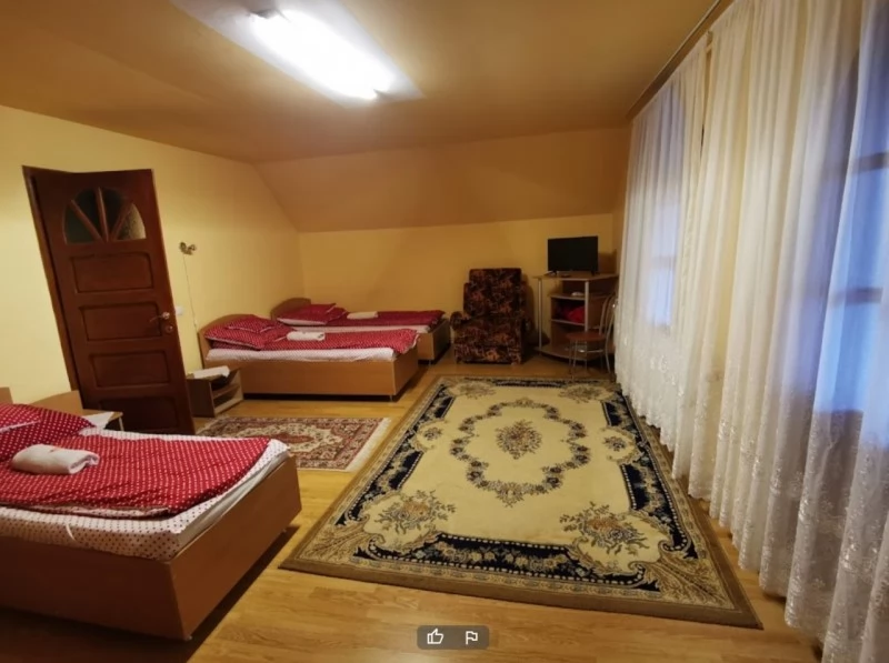 Viștea Cazare | Casă de oaspeți (K1454-9) Imaginea poate fi supusă drepturilor de autor. Se recomandă contactarea titularului drepturilor. Viștea Cazare | Casă de oaspeți (K1454-9) Imaginea poate fi supusă drepturilor de autor. Se recomandă contactarea titularului drepturilor.