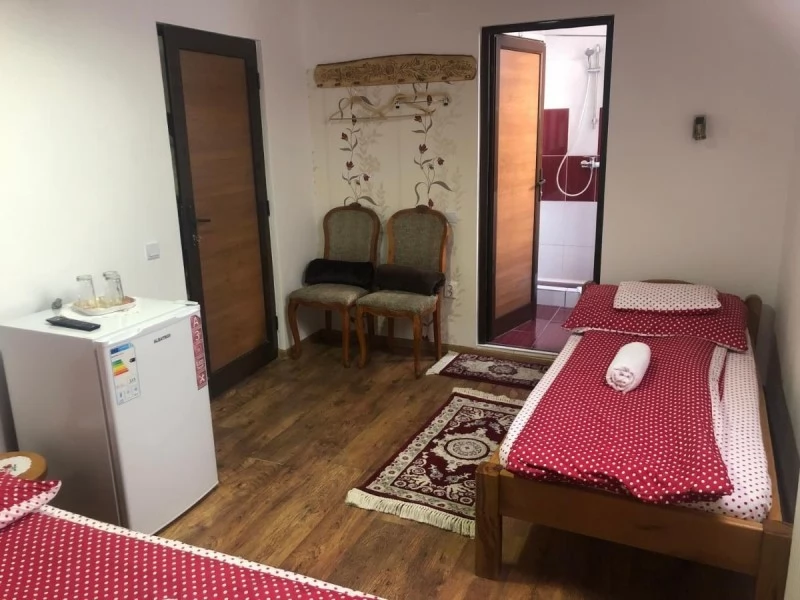 Viștea Cazare | Casă de oaspeți (K1454-13) Imaginea poate fi supusă drepturilor de autor. Se recomandă contactarea titularului drepturilor. Viștea Cazare | Casă de oaspeți (K1454-13) Imaginea poate fi supusă drepturilor de autor. Se recomandă contactarea titularului drepturilor.