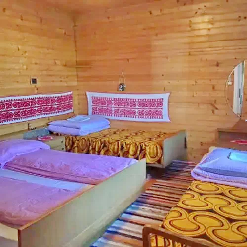 Szállás Corund - Pensiunea Fenyő** | Korond - Fenyő Panzió**. A kép szerzői jogvédelem alatt állhat. Javasolt a kapcsolatfelvétel a jog tulajdonossal.