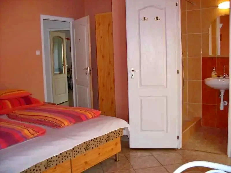 Miskolc Szállás | Vendégház (K0862-31) A kép szerzői jogvédelem alatt állhat. Javasolt a kapcsolatfelvétel a jog tulajdonossal. Miskolc Szállás | Vendégház (K0862-31) A kép szerzői jogvédelem alatt állhat. Javasolt a kapcsolatfelvétel a jog tulajdonossal.