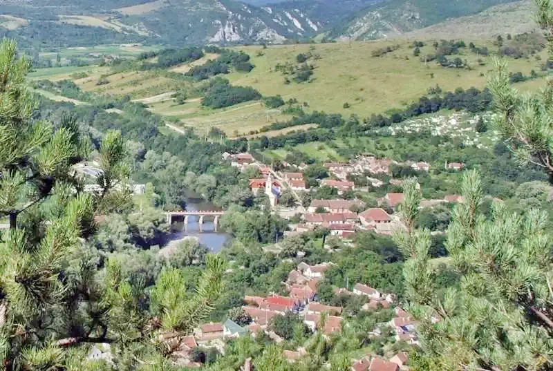 Szászkabánya Szállás | Panzió (K1272-1) A kép szerzői jogvédelem alatt állhat. Javasolt a kapcsolatfelvétel a jog tulajdonossal.