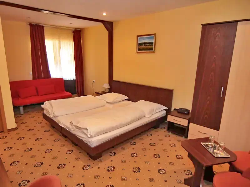 Predeal Cazare | Hotel*** (K0733-11) Imaginea poate fi supusă drepturilor de autor. Se recomandă contactarea titularului drepturilor. Predeal Cazare | Hotel*** (K0733-11) Imaginea poate fi supusă drepturilor de autor. Se recomandă contactarea titularului drepturilor.