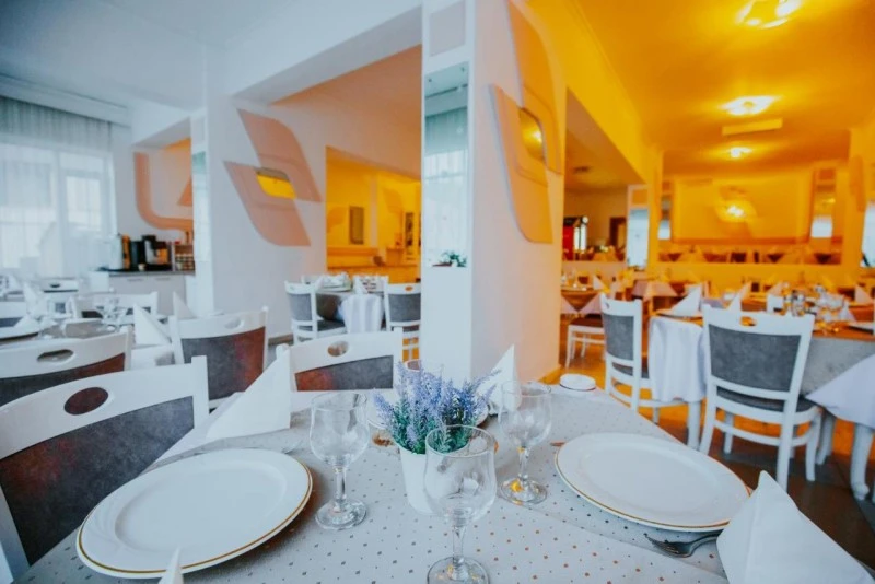 Băile Tușnad Cazare | Hotel** (K1536-2) Imaginea poate fi supusă drepturilor de autor. Se recomandă contactarea titularului drepturilor. Băile Tușnad Cazare | Hotel** (K1536-2) Imaginea poate fi supusă drepturilor de autor. Se recomandă contactarea titularului drepturilor.