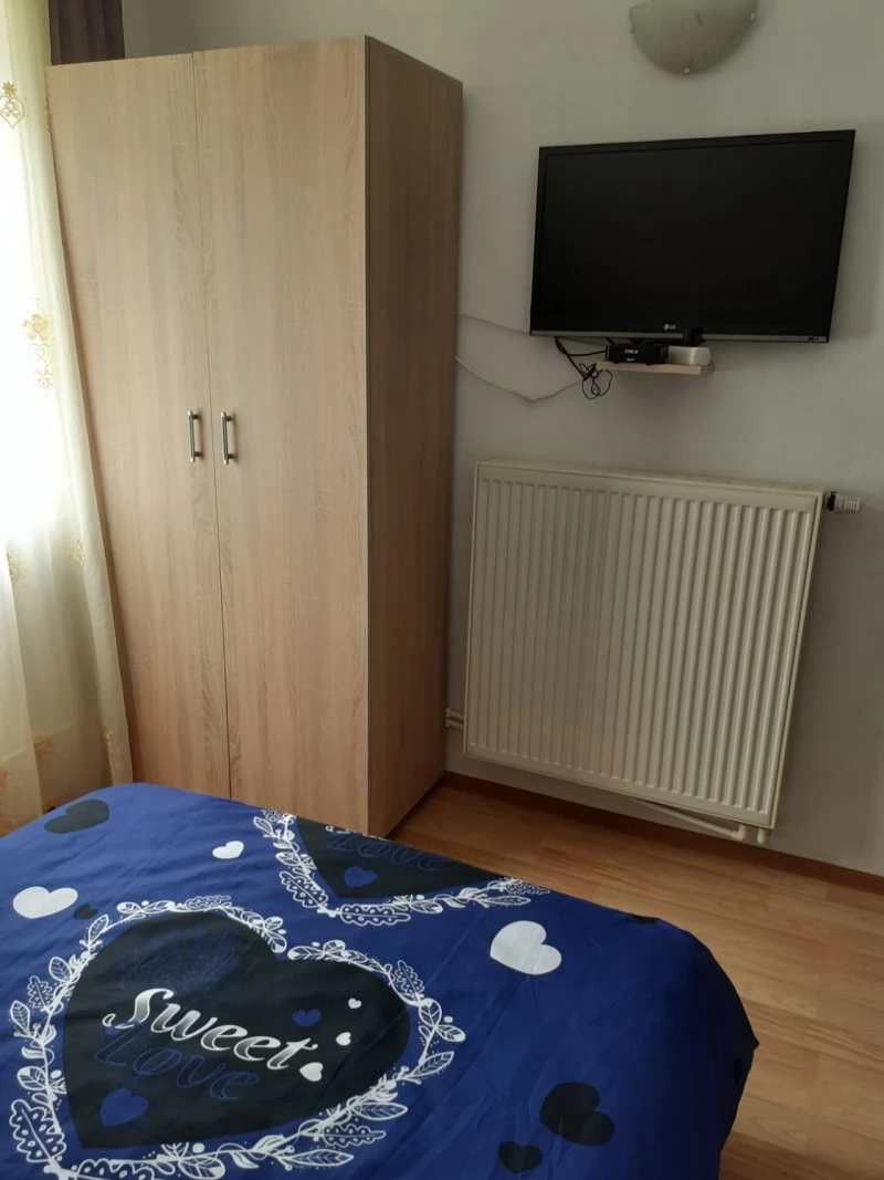 Valea Boga Cazare | Cabană (K0188-16) Imaginea poate fi supusă drepturilor de autor. Se recomandă contactarea titularului drepturilor. Valea Boga Cazare | Cabană (K0188-16) Imaginea poate fi supusă drepturilor de autor. Se recomandă contactarea titularului drepturilor.