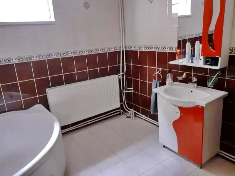 Valea Boga Cazare | Vilă (K0604-18) Imaginea poate fi supusă drepturilor de autor. Se recomandă contactarea titularului drepturilor.