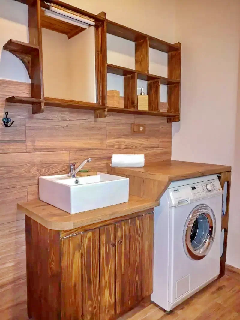 Chedia Mică Cazare | Cabană (K1260-11) Imaginea poate fi supusă drepturilor de autor. Se recomandă contactarea titularului drepturilor. Chedia Mică Cazare | Cabană (K1260-11) Imaginea poate fi supusă drepturilor de autor. Se recomandă contactarea titularului drepturilor.