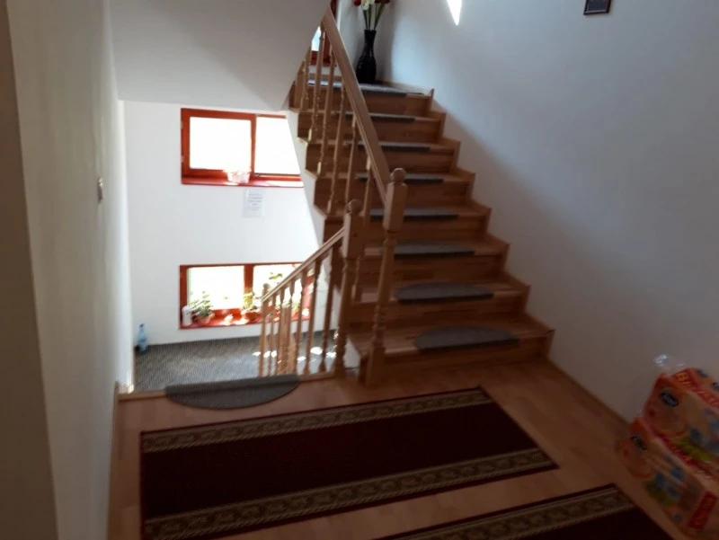 Praid Cazare | Casă de oaspeți (K1512-19) Imaginea poate fi supusă drepturilor de autor. Se recomandă contactarea titularului drepturilor. Praid Cazare | Casă de oaspeți (K1512-19) Imaginea poate fi supusă drepturilor de autor. Se recomandă contactarea titularului drepturilor.