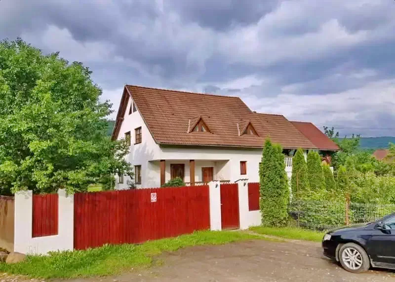 Sovata Cazare | Cabană (K0192-25) Imaginea poate fi supusă drepturilor de autor. Se recomandă contactarea titularului drepturilor. Sovata Cazare | Cabană (K0192-25) Imaginea poate fi supusă drepturilor de autor. Se recomandă contactarea titularului drepturilor.