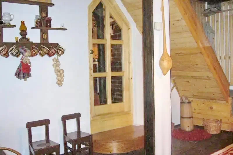 Lacu Roșu Cazare | Cabană (K1242-16) Imaginea poate fi supusă drepturilor de autor. Se recomandă contactarea titularului drepturilor. Lacu Roșu Cazare | Cabană (K1242-16) Imaginea poate fi supusă drepturilor de autor. Se recomandă contactarea titularului drepturilor.